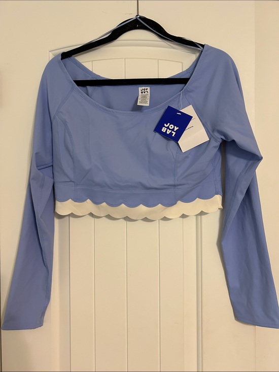 JoyLab Tops - JoyLab Long-Sleeve Scalloped Crop Top and Leggings.